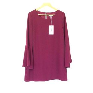 🍑 NWT plum Likely bell sleeved dress